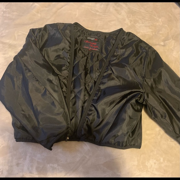 Motorcycle Leather Jacket - Picture 5 of 7